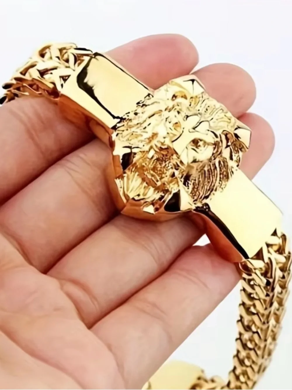 Stainless Gold Lion Head Men's Chain Bracelet - Elegant Statement Accessory